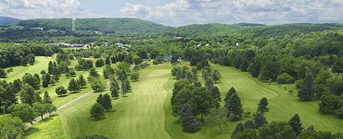 hole ten at oak hill club